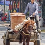 V272 auf den Strassen von Bac Ha