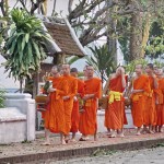 L142 Tak Bat, Luang Prabang