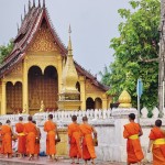 L145 Tak Bat, Luang Prabang