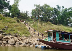 ein Dorf am Mekong